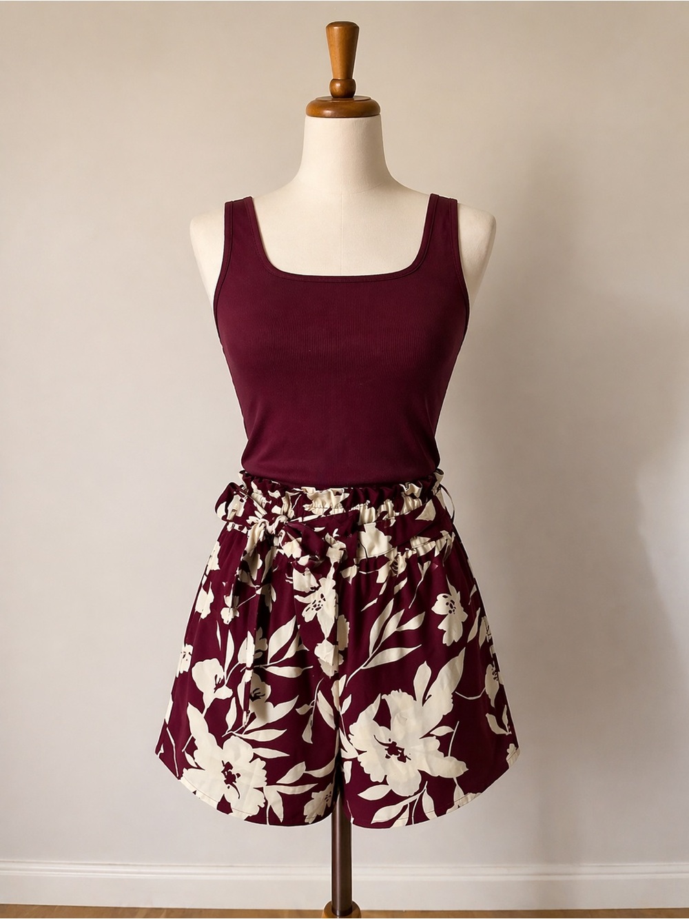 SHEIN Burgundy and Cream Floral Paperbag Shorts And Tank top set Large